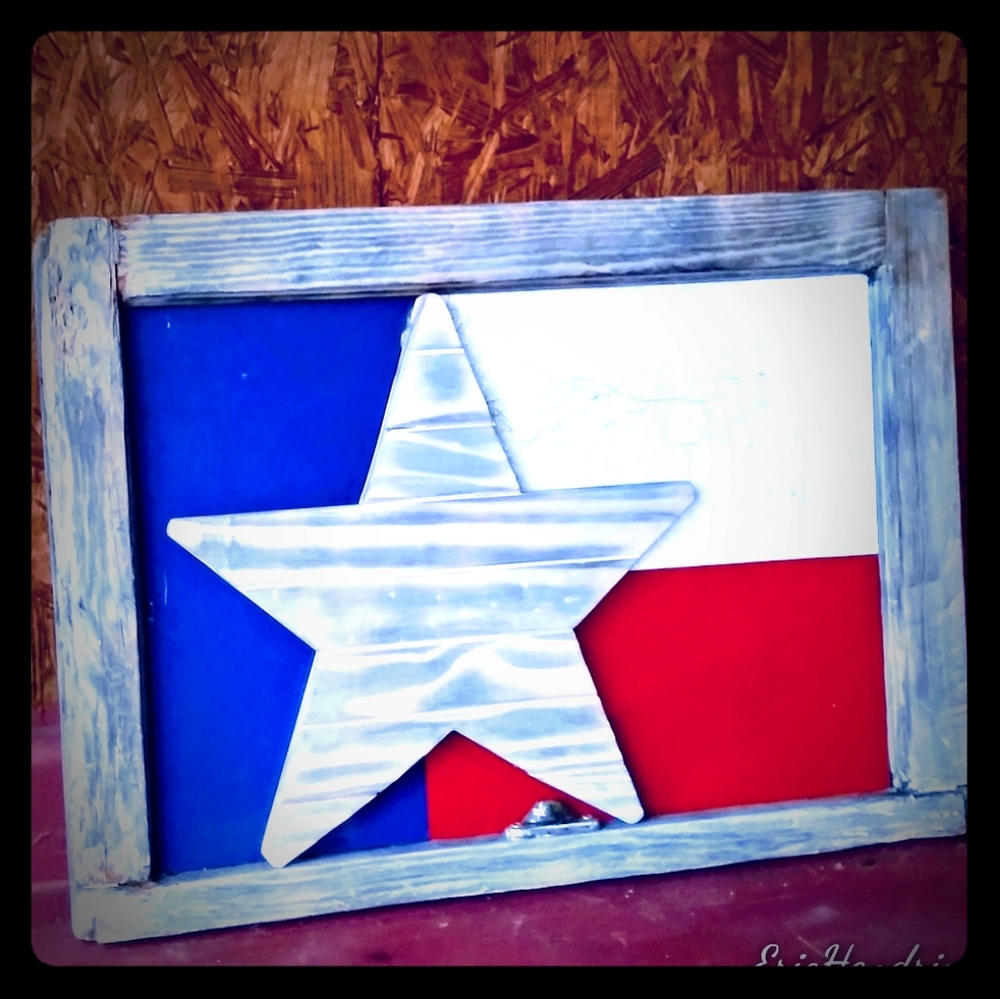 Rustic state flag decor